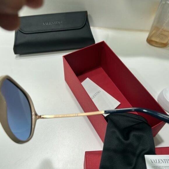 Valentino 57mm Gradient Sunglasses ivory blue main image 10